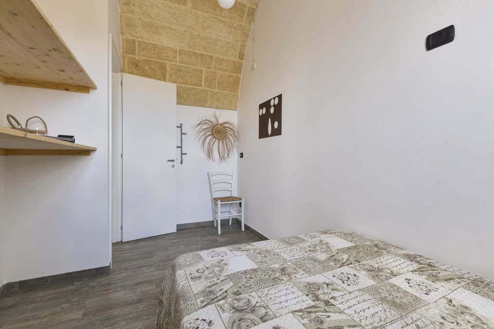 Villa, 2 Bedrooms, Pool Access | 2 bedrooms, iron/ironing board, free WiFi
