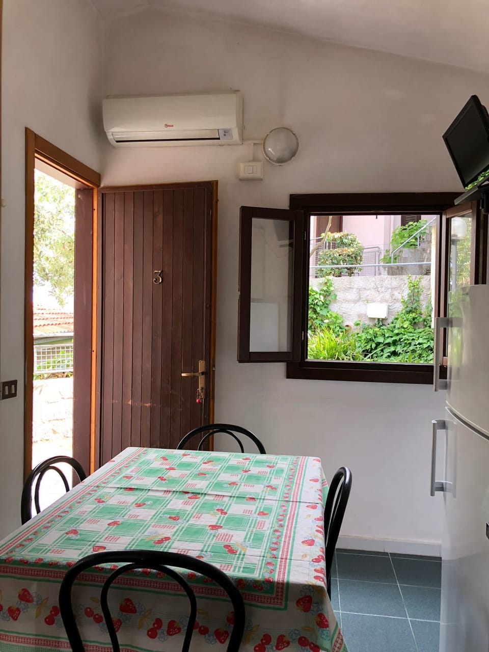 Bungalow, 2 Bedrooms | Room amenity