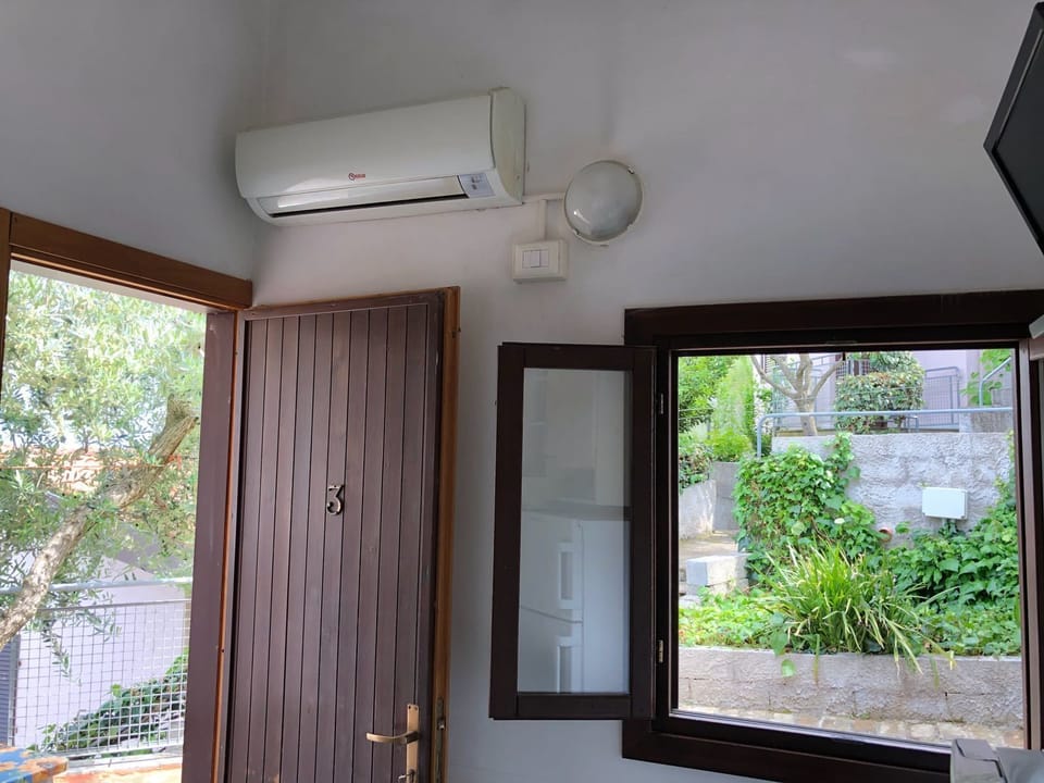 Bungalow, 2 Bedrooms | Room amenity
