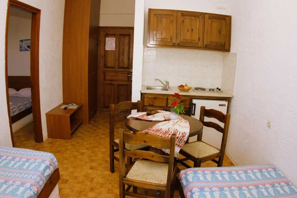 Apartment, 1 Bedroom | Living area