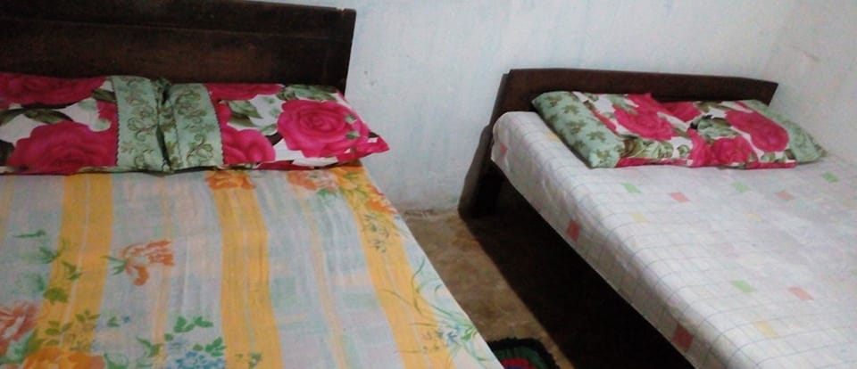 Premium bedding, in-room safe, desk, iron/ironing board