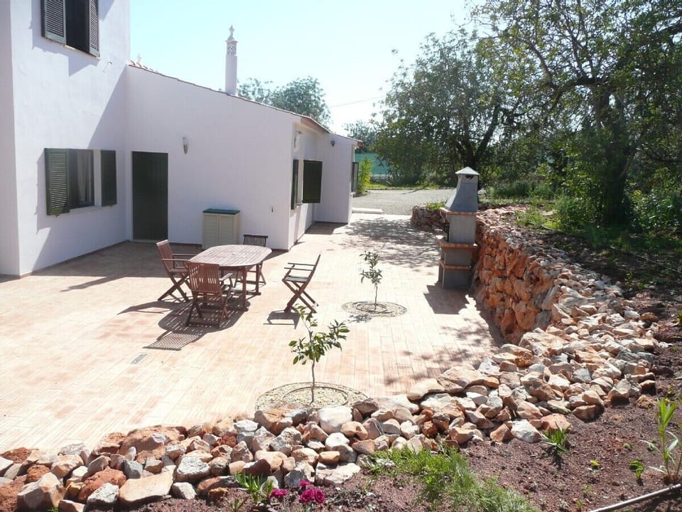 the new front terrace and second barbecue