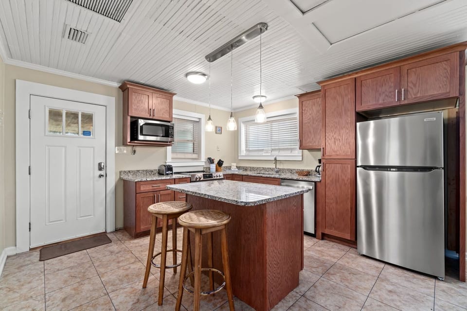 Remodeled Stylish Kitchen