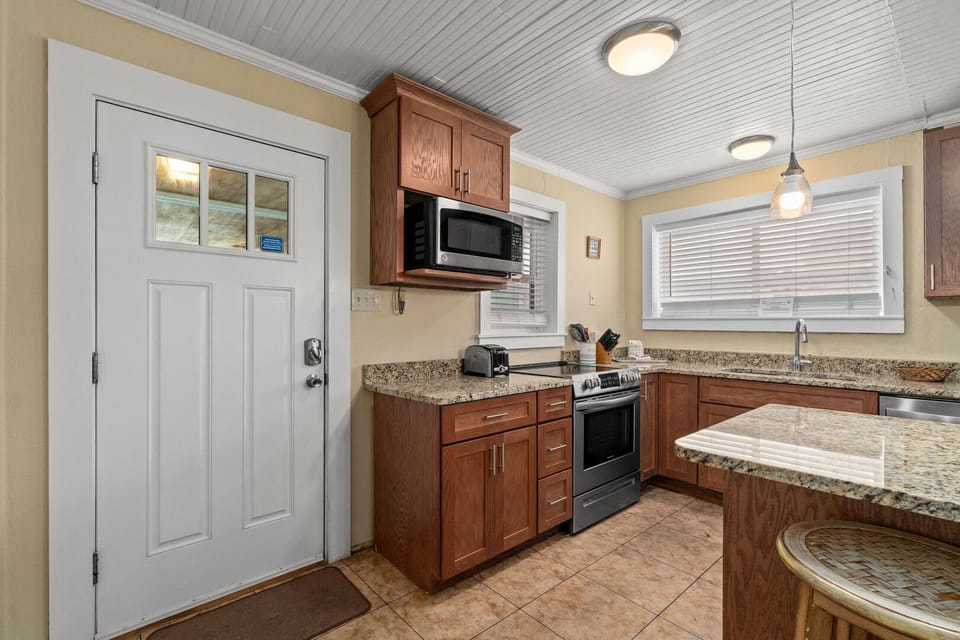 Remodeled Stylish Kitchen