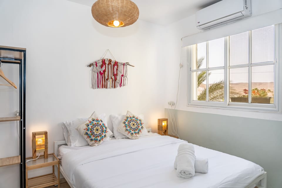 Iron/ironing board, rollaway beds, free WiFi, bed sheets