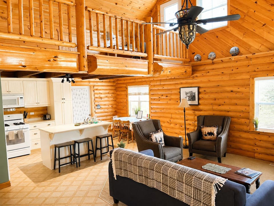 Family Cottage, 3 Bedrooms, Non Smoking | Private kitchen