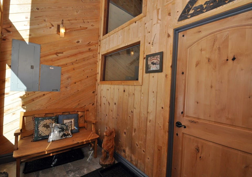 Mudroom/Entryway