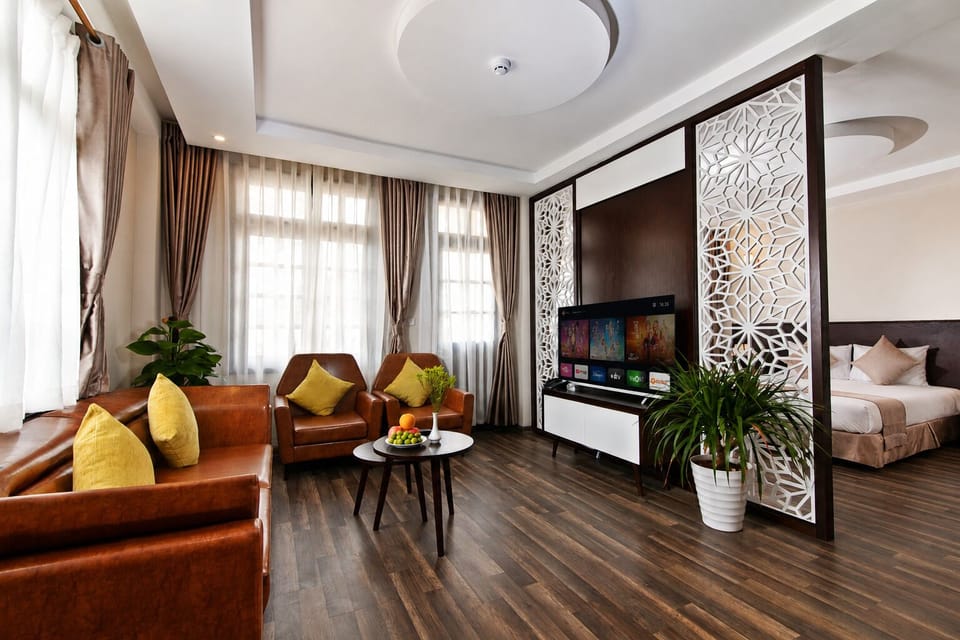 Suite | 1 bedroom, minibar, desk, laptop workspace
