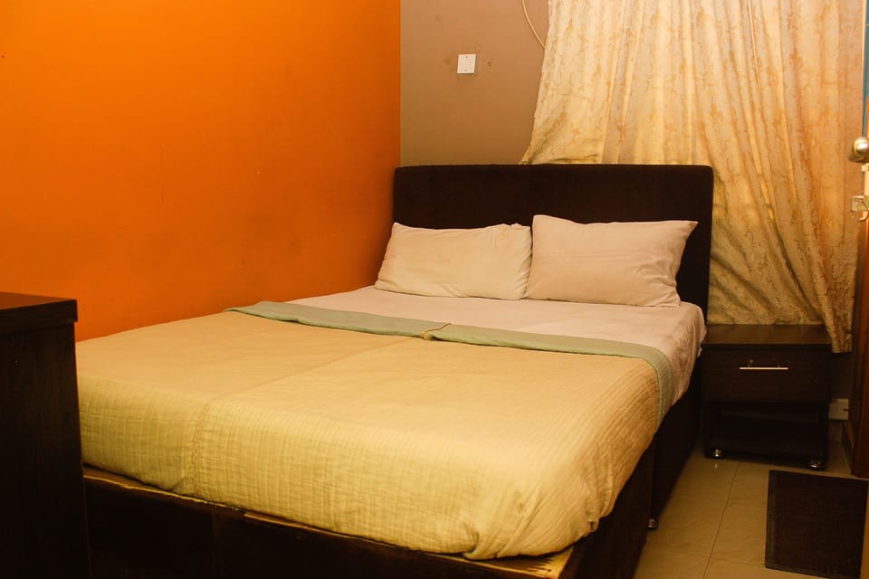 Standard Single Room | Premium bedding, WiFi (free)