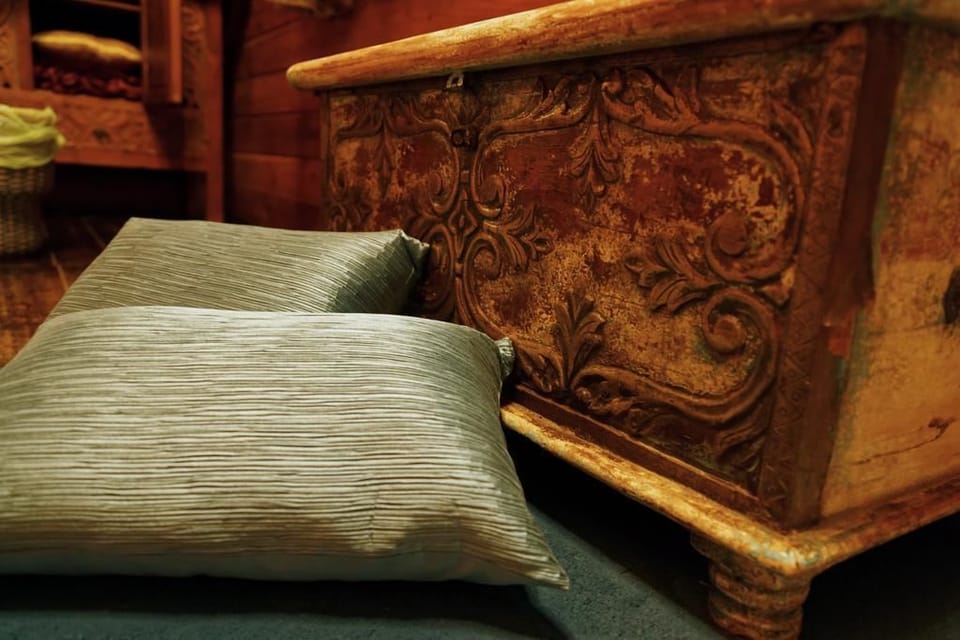 Deluxe Loft, 2 Bedrooms | Desk, free WiFi, bed sheets