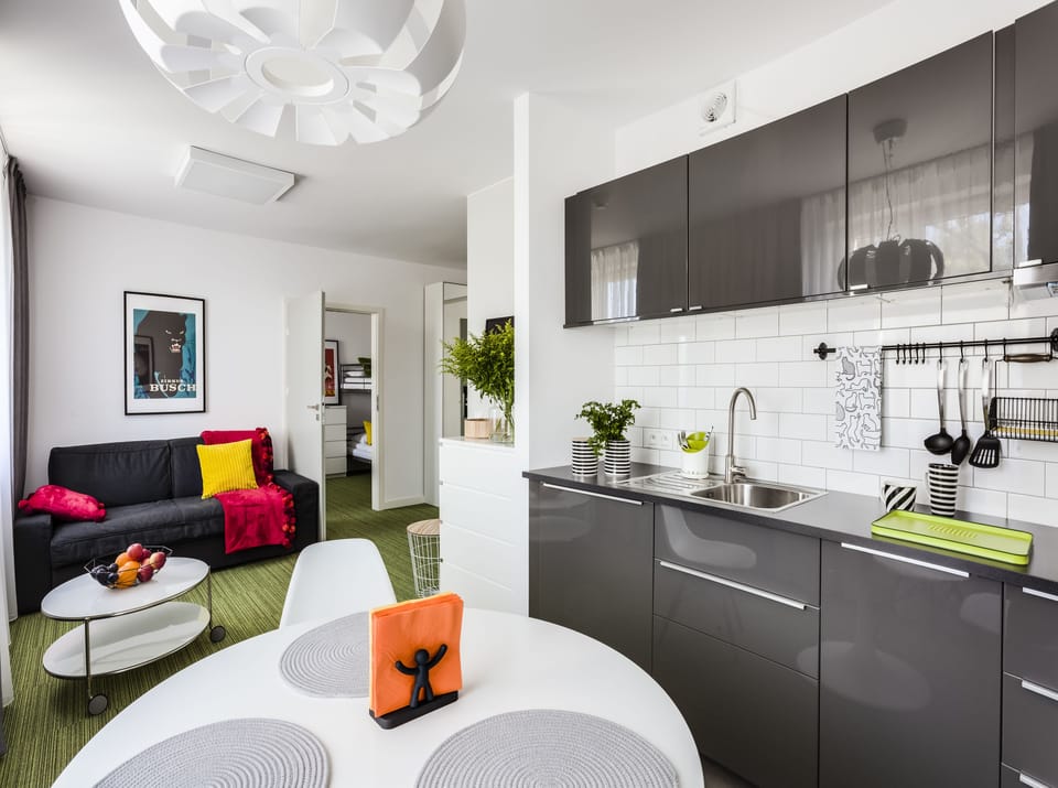 Suite, 1 Bedroom | Private kitchen