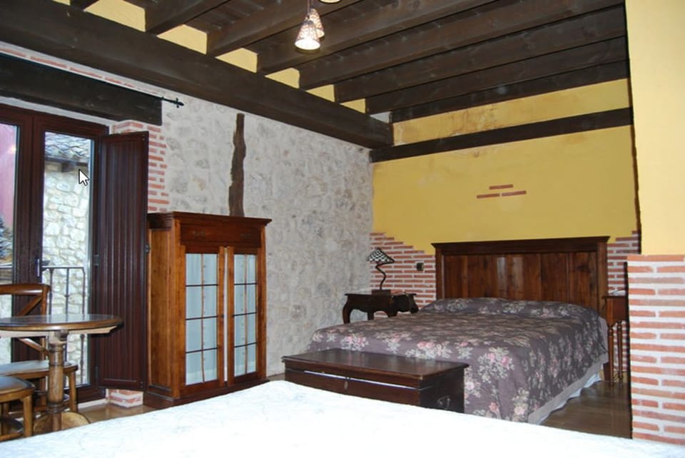Family Room, 1 Bedroom | In-room safe, desk, blackout drapes, soundproofing