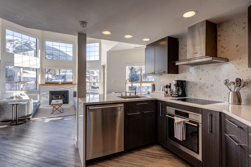 Fully equipped kitchen