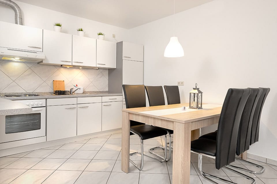 Apartment | Private kitchen | Mini-fridge