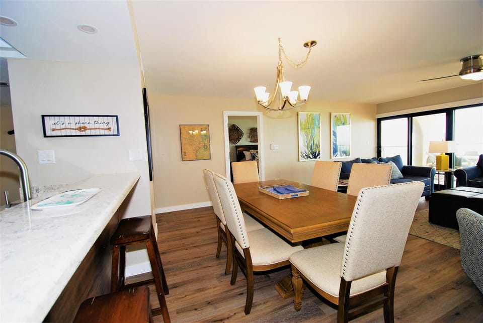 Condo, 3 Bedrooms | Private kitchen | Fridge, microwave, oven, dishwasher