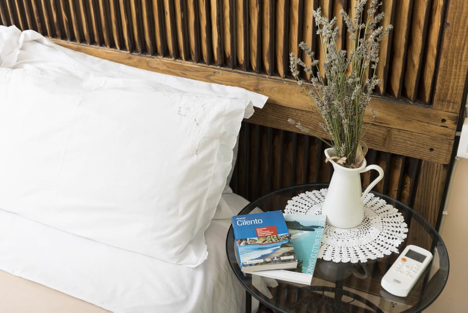 Double Room (Lavanda) | Premium bedding, laptop workspace, blackout drapes, rollaway beds