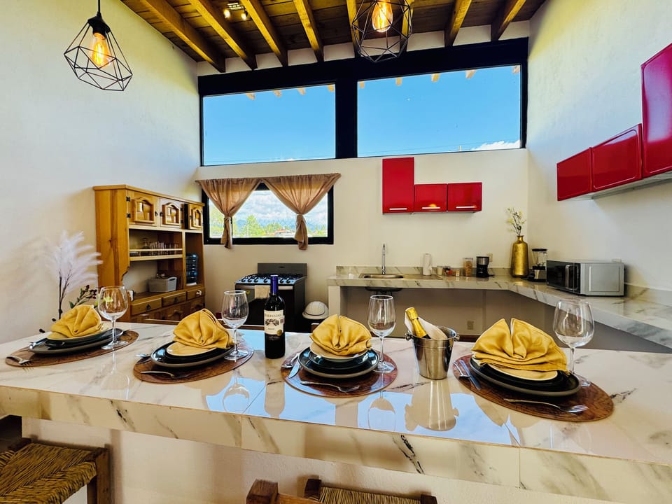 Comfort House, 3 Bedrooms | Private kitchen