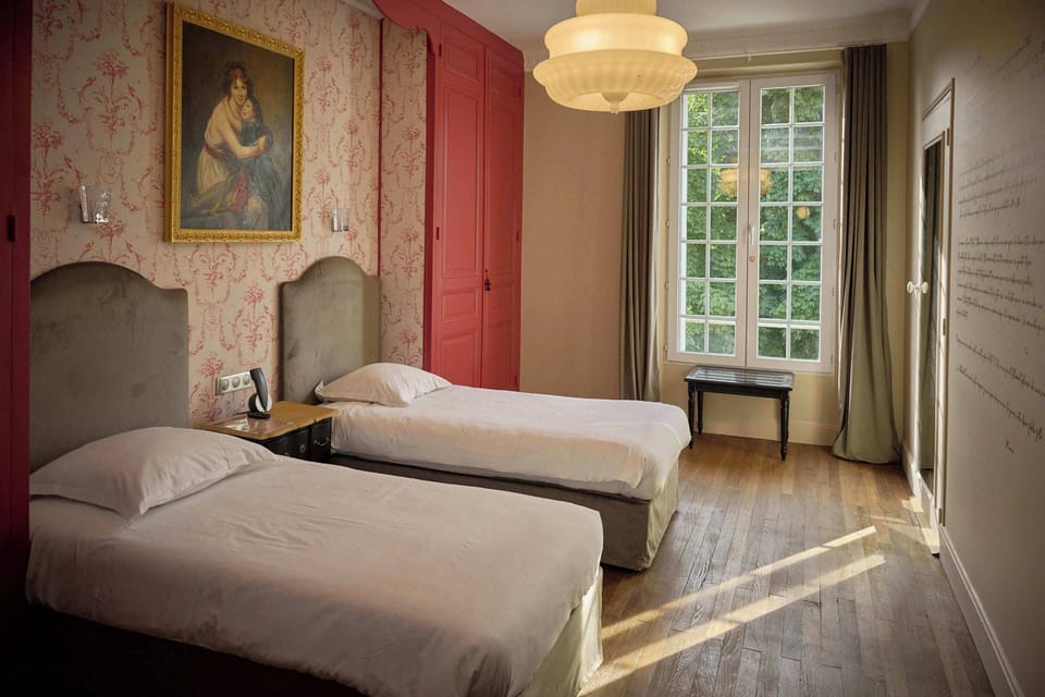 Superior Twin Room (Château) | Individually decorated, individually furnished, desk, laptop workspace