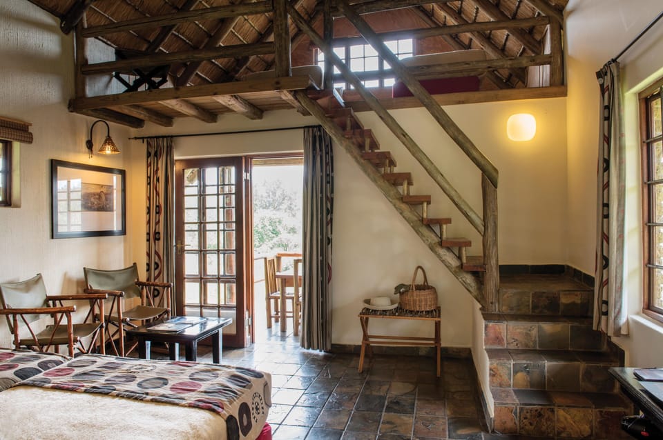 River Chalet | Living area
