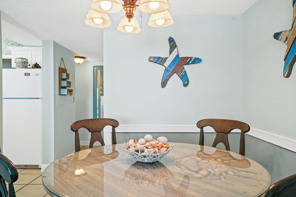 Dining table that seats up to 4