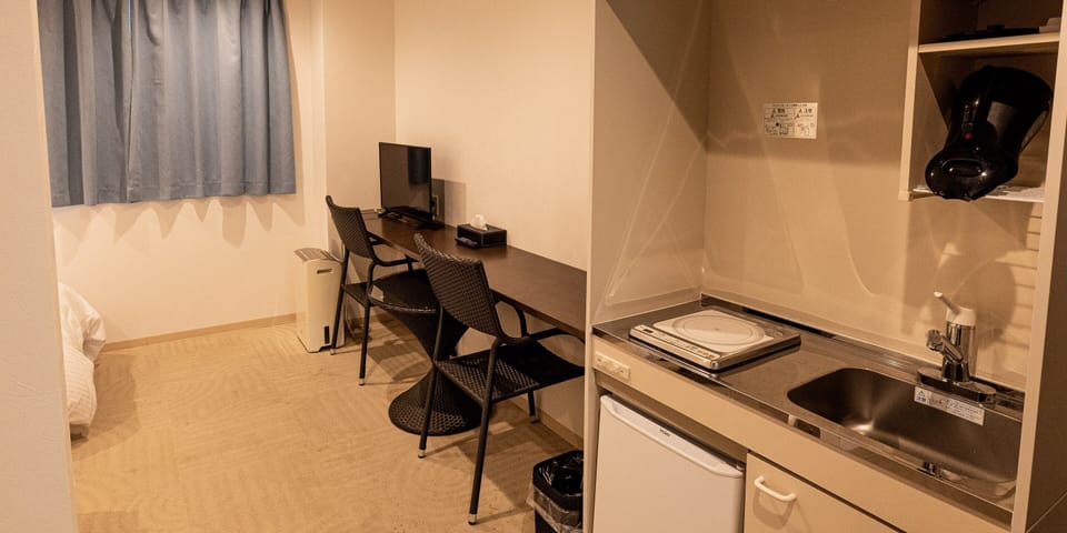 Non-Smoking Twin Room (with Unit Bath) | Free WiFi, bed sheets