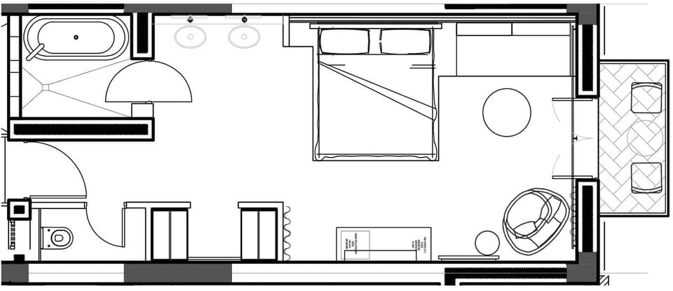 Panoramic Retreat Room | Hypo-allergenic bedding, down comforters, memory foam beds, minibar