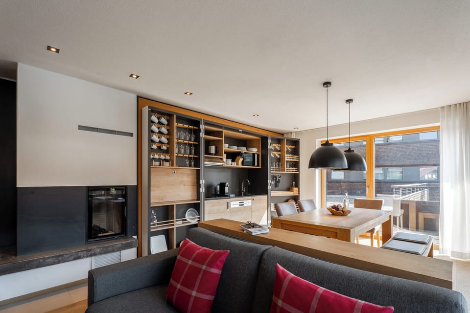 Superior Chalet | Private kitchen | Fridge, microwave, dishwasher, coffee/tea maker