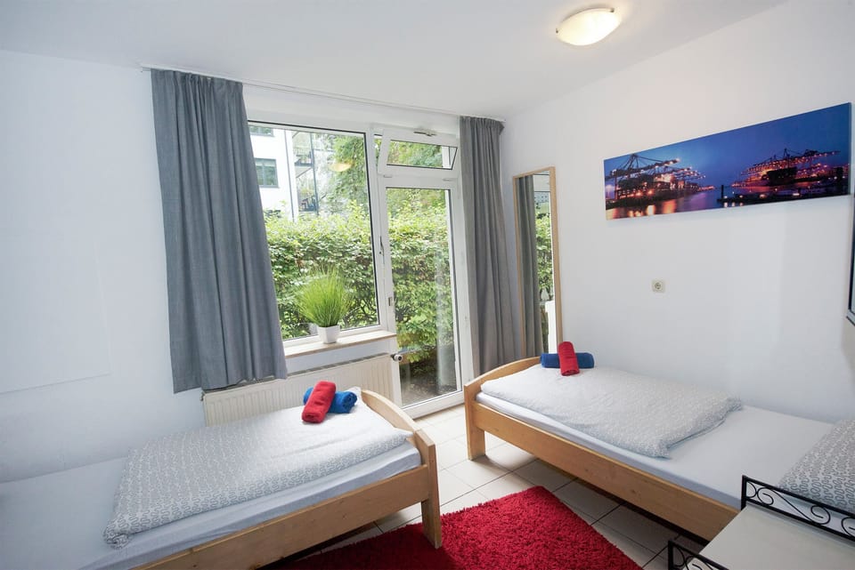 Double Room | Free WiFi, bed sheets