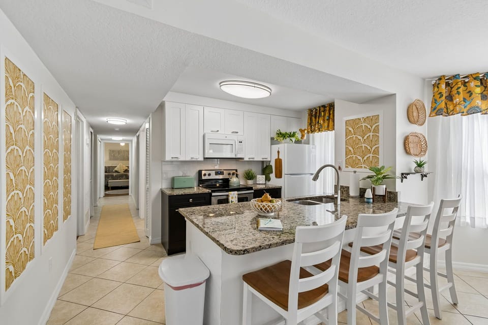 Near Disney: Mickey's Amazing Adventure! Private Home | 4 bedrooms, individually decorated, iron/ironing board