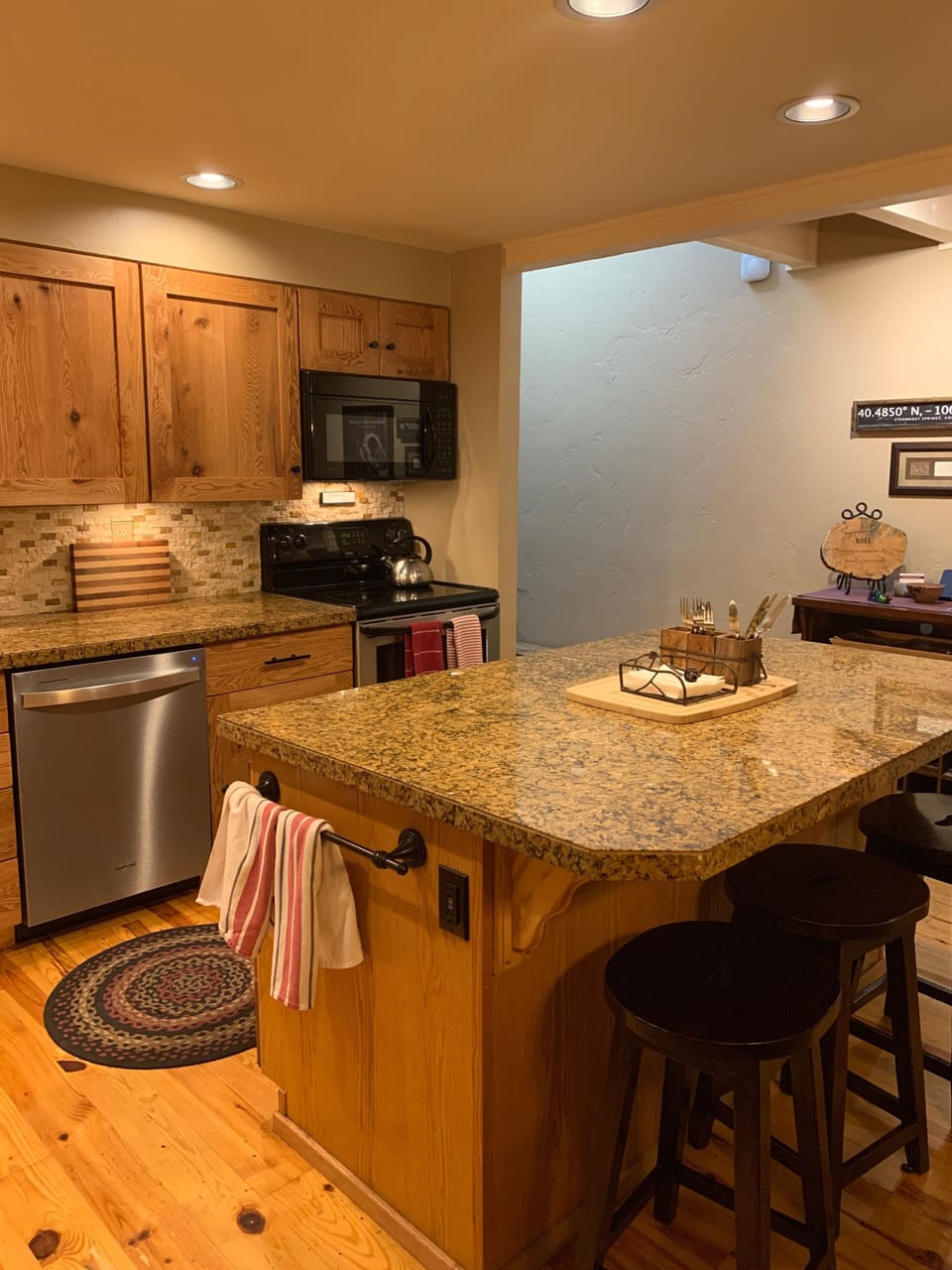 Large kitchen island makes food prep a group activity!
