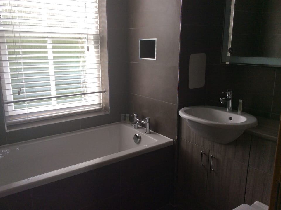 Have a long soak in the tub after a game of golf ⛳️