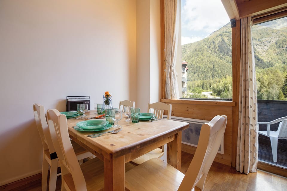 Living and dining room