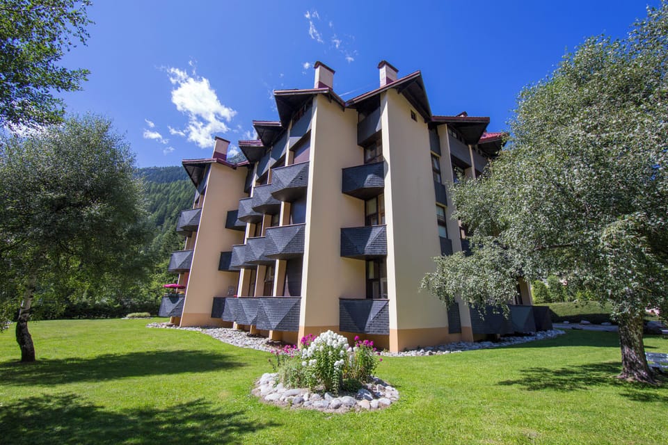 Residence Ancolies and its surroundings