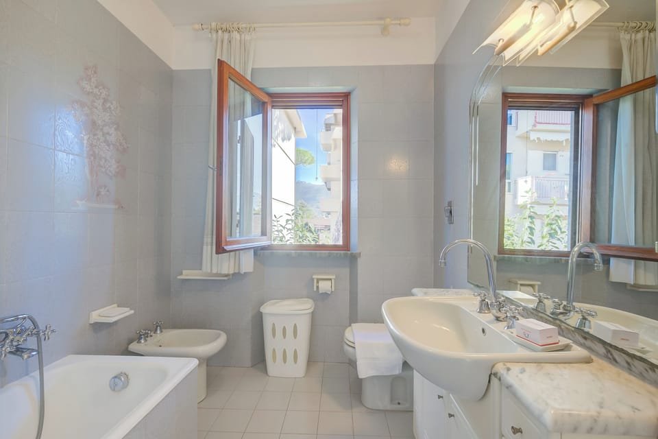 Bathroom with bathtub