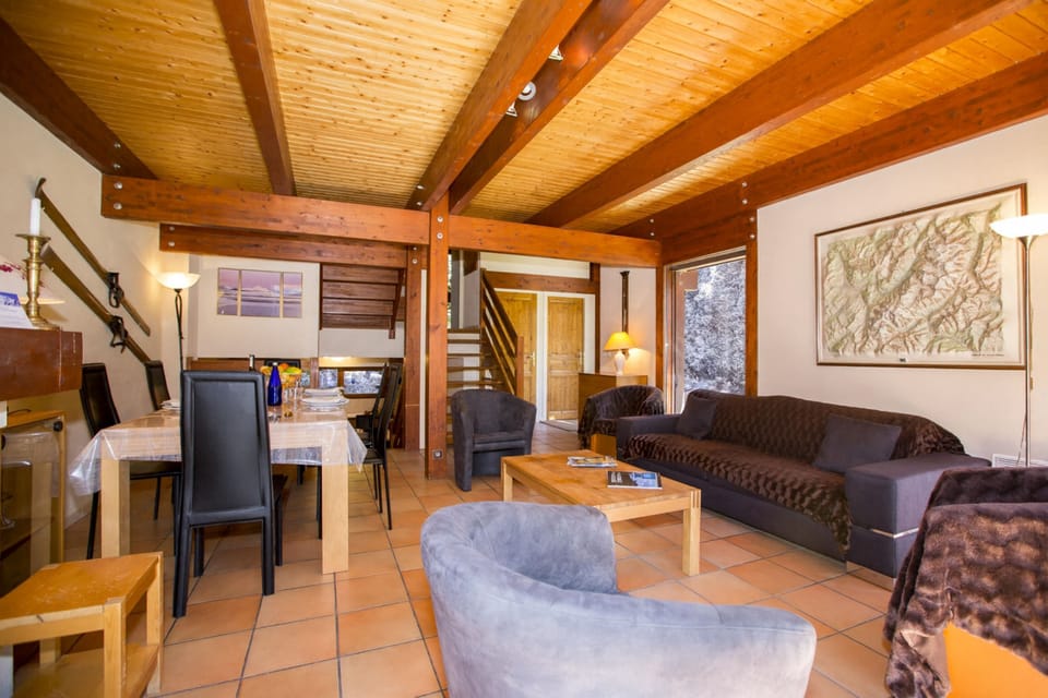 Living and dining room