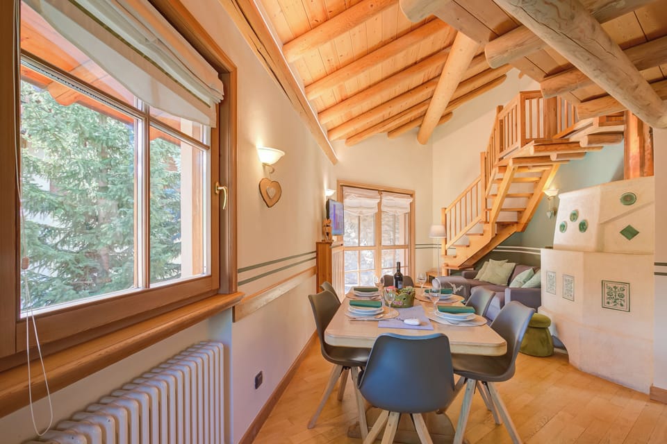 Living and dining room