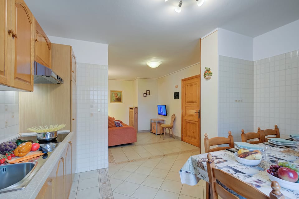 Kitchen and dining area