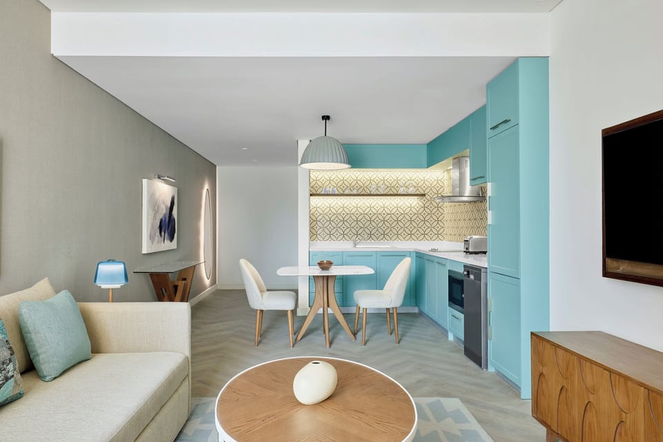 Suite, 1 Bedroom, Kitchen | Down comforters, in-room safe, desk, laptop workspace