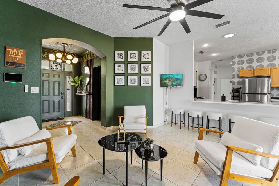 Lounge area