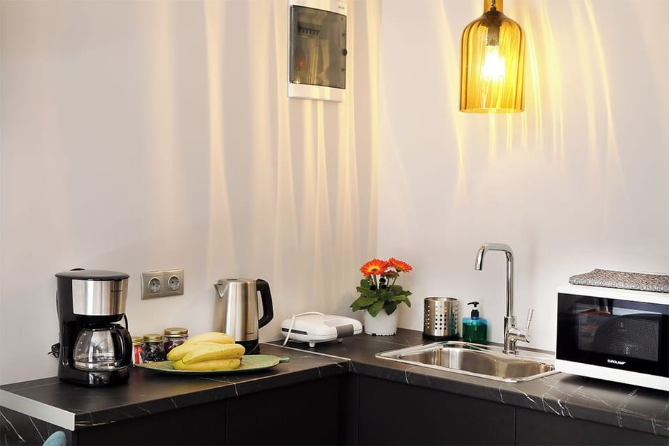 Studio With Patio Mare | Individually decorated, individually furnished, soundproofing