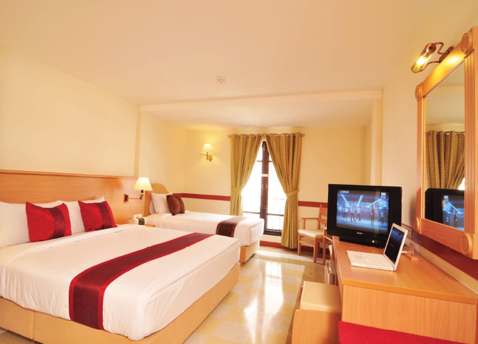 Deluxe Triple Room | View from room