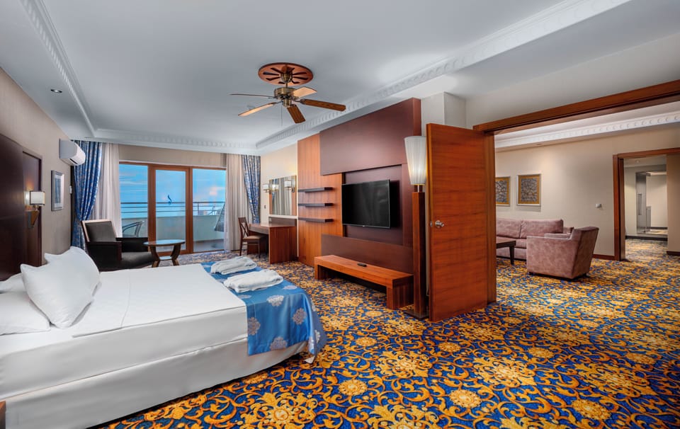 3 Odali Grand Suit | Minibar (some free items), in-room safe, WiFi (free), bed sheets