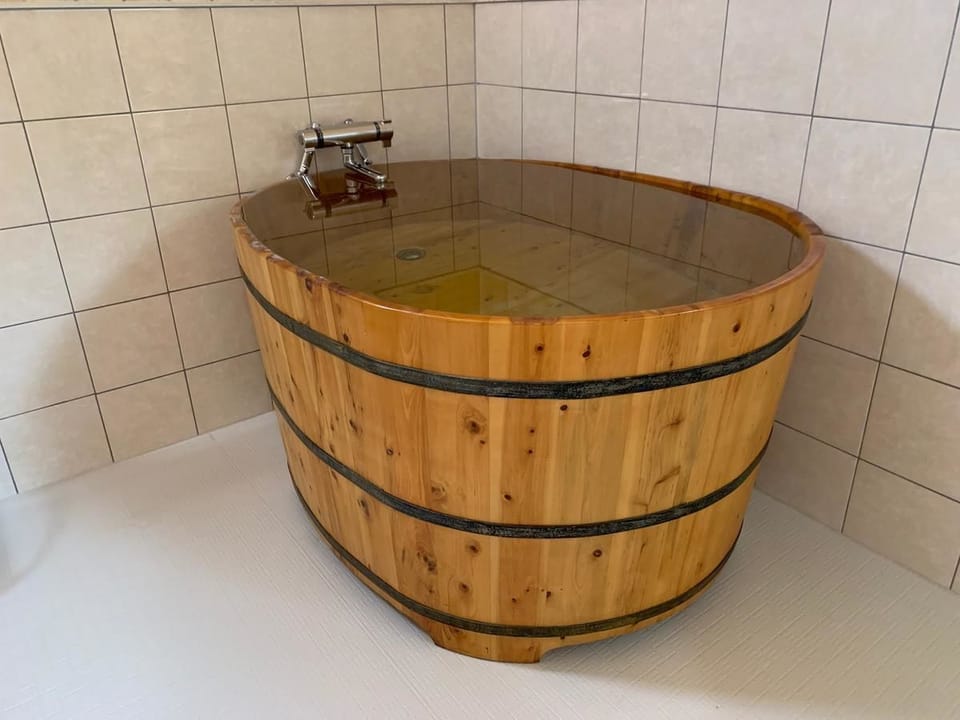 Private spa tub