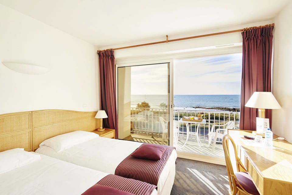 Classic Double or Twin Room, Balcony, Sea View | Balcony