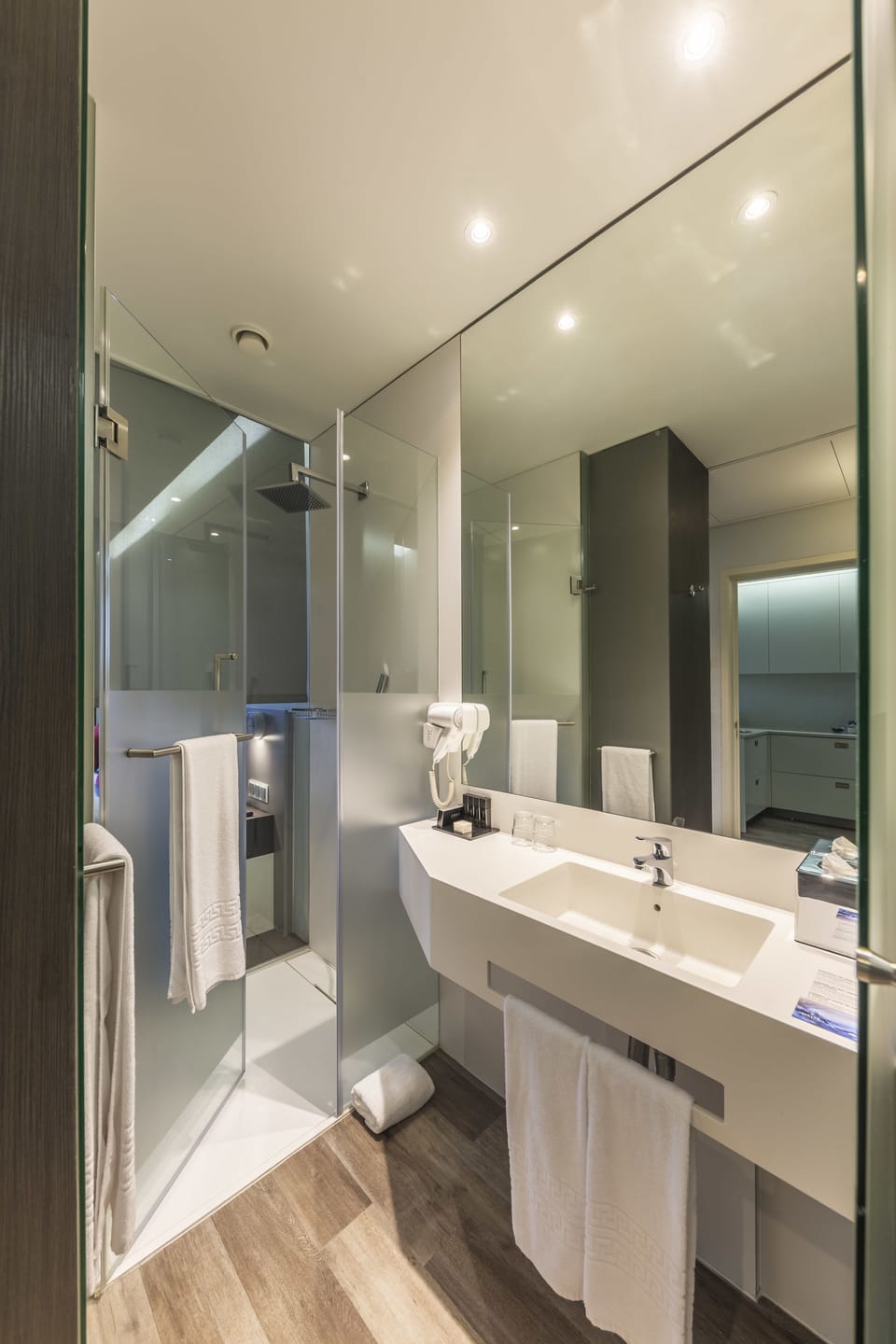 Minibar, in-room safe, desk, blackout drapes