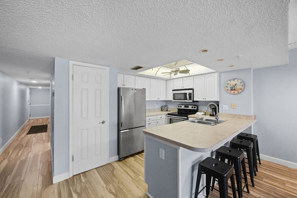 Sandy Shores 201 Kitchen