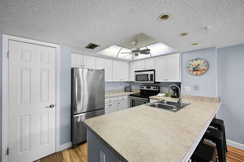 Sandy Shores 201 Kitchen