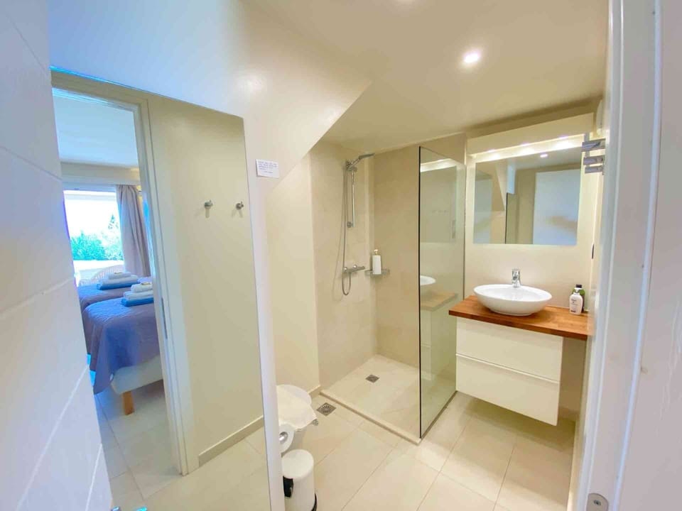 Paleopetres K-Five
Bedroom 2