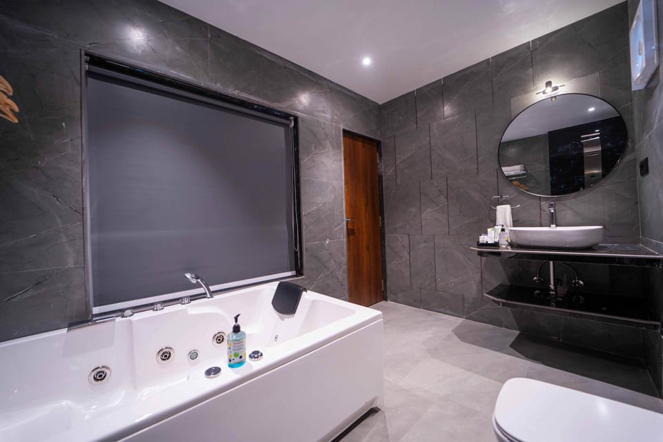 Premium Room | Individually furnished, desk, blackout drapes, iron/ironing board