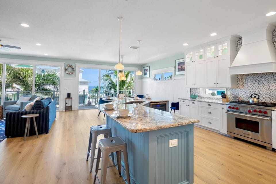 Kitchen, Breakfast Bar